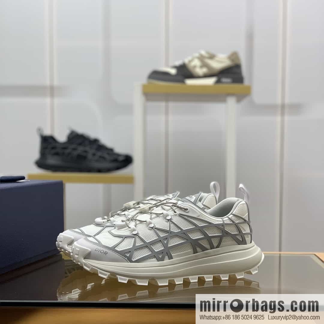 Dior Dior makes new men's B31 sports and leisure shoes with white mesh fabric