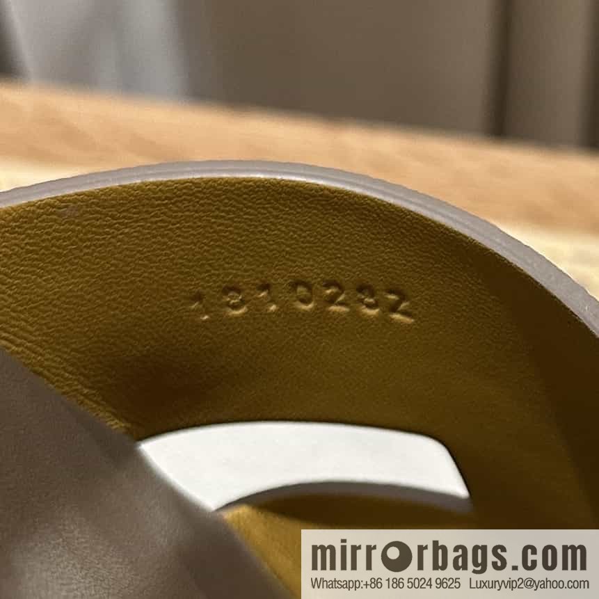 Hermes Hermès Italian imported leather classic men's slippers