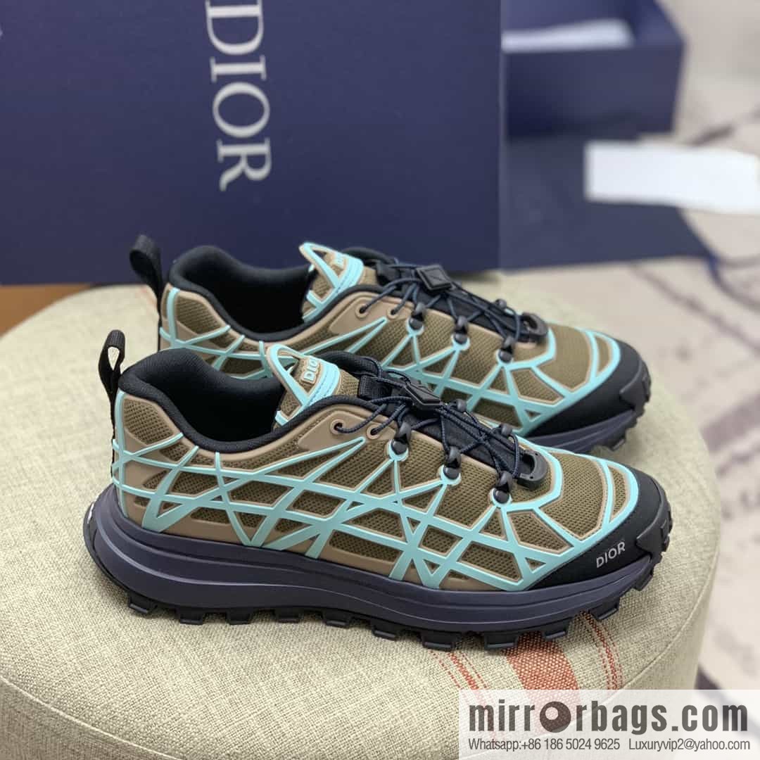 DIOR Dior makes new men's B31 sports and leisure shoes with khaki mesh fabric