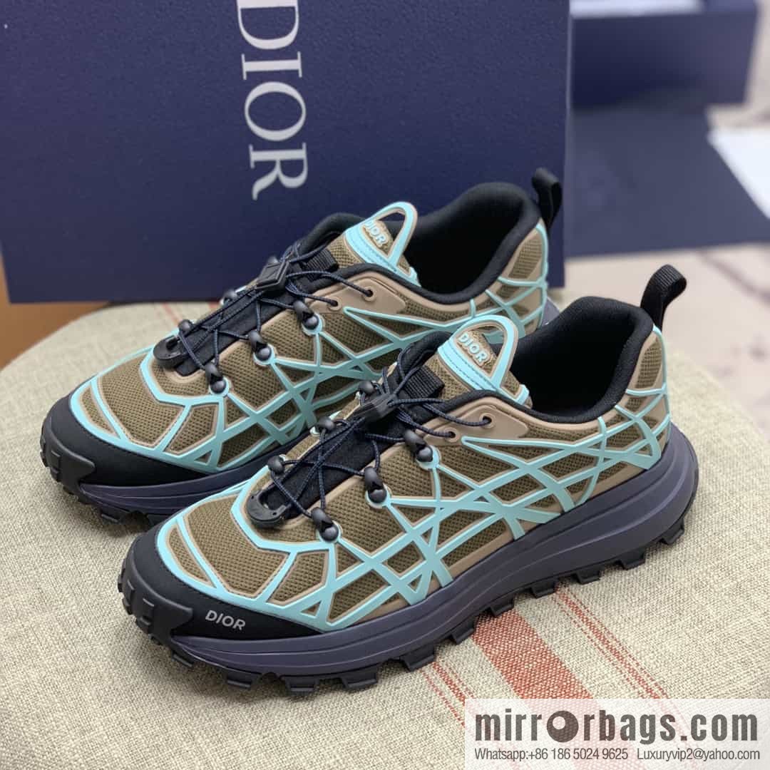 DIOR Dior makes new men's B31 sports and leisure shoes with khaki mesh fabric