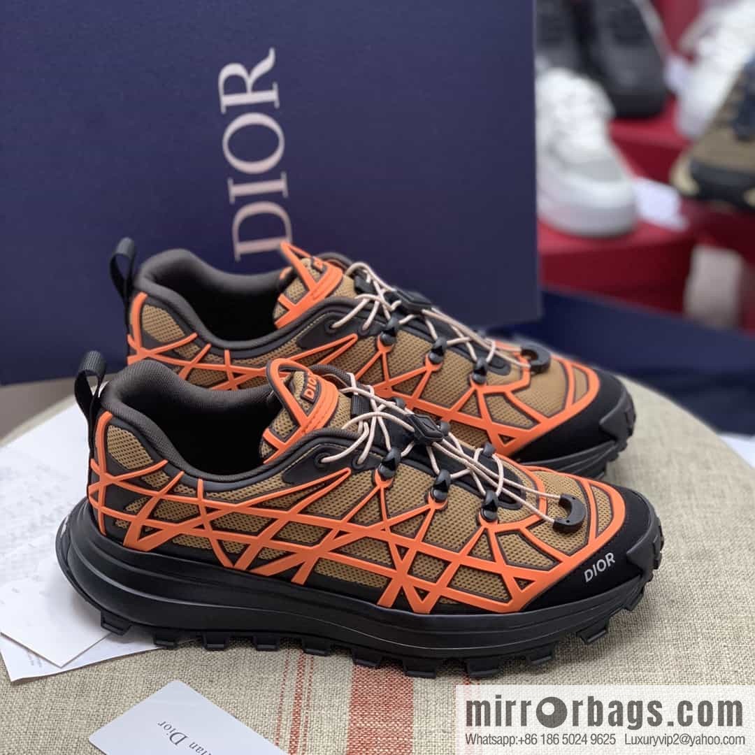 Dior Dior makes new men's B31 sports and leisure shoes with khaki mesh fabric