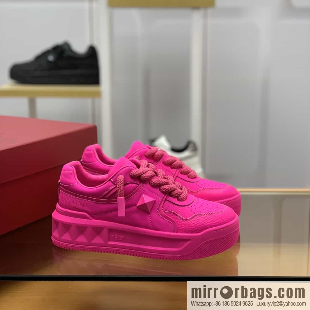 Valentino, women's low-top casual sneakers