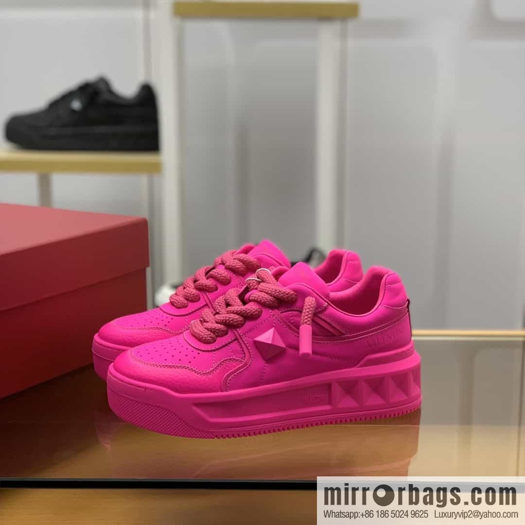Valentino, women's low-top casual sneakers