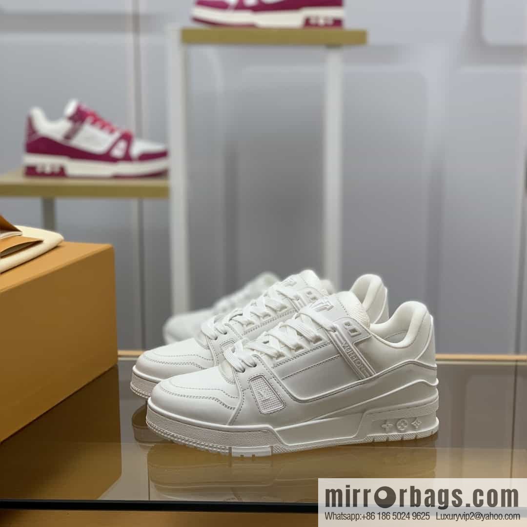 LV/Louis Vuitton His & Hers sports and leisure shoes made of white calfskin