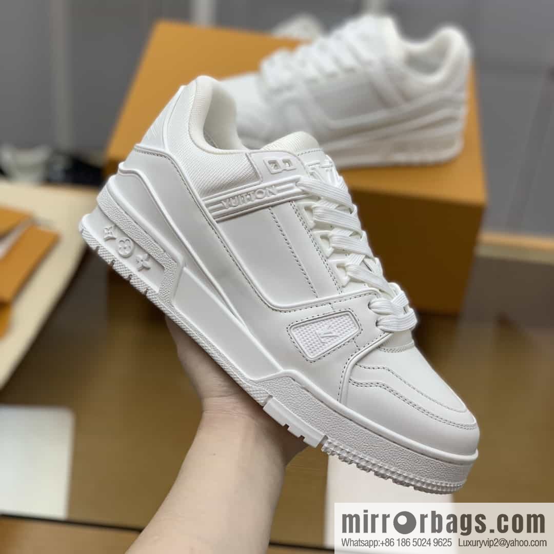LV/Louis Vuitton His & Hers sports and leisure shoes made of white calfskin