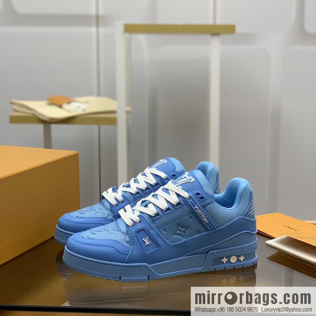 LV/Louis Vuitton men's sports and leisure shoes made of blue calfskin