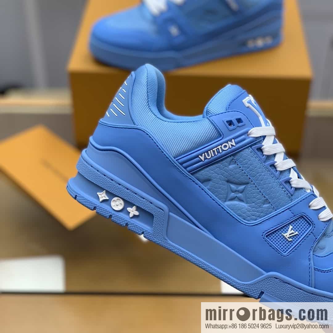 LV/Louis Vuitton men's sports and leisure shoes made of blue calfskin