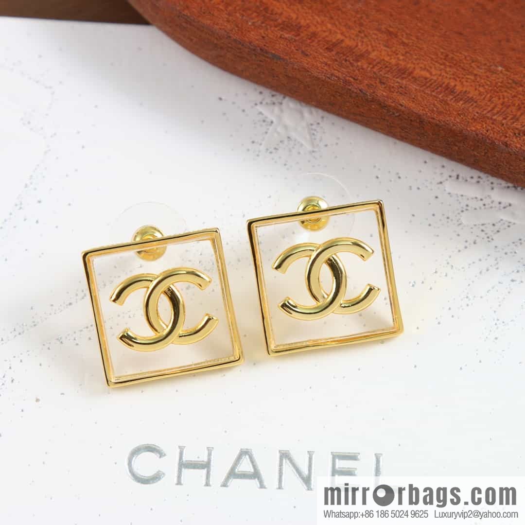New ☑️ Chanel c1 double c square acrylic stud earrings
