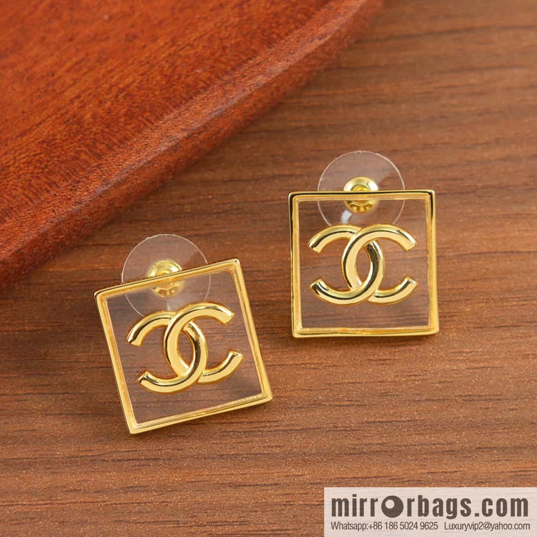 New ☑️ Chanel c1 double c square acrylic stud earrings