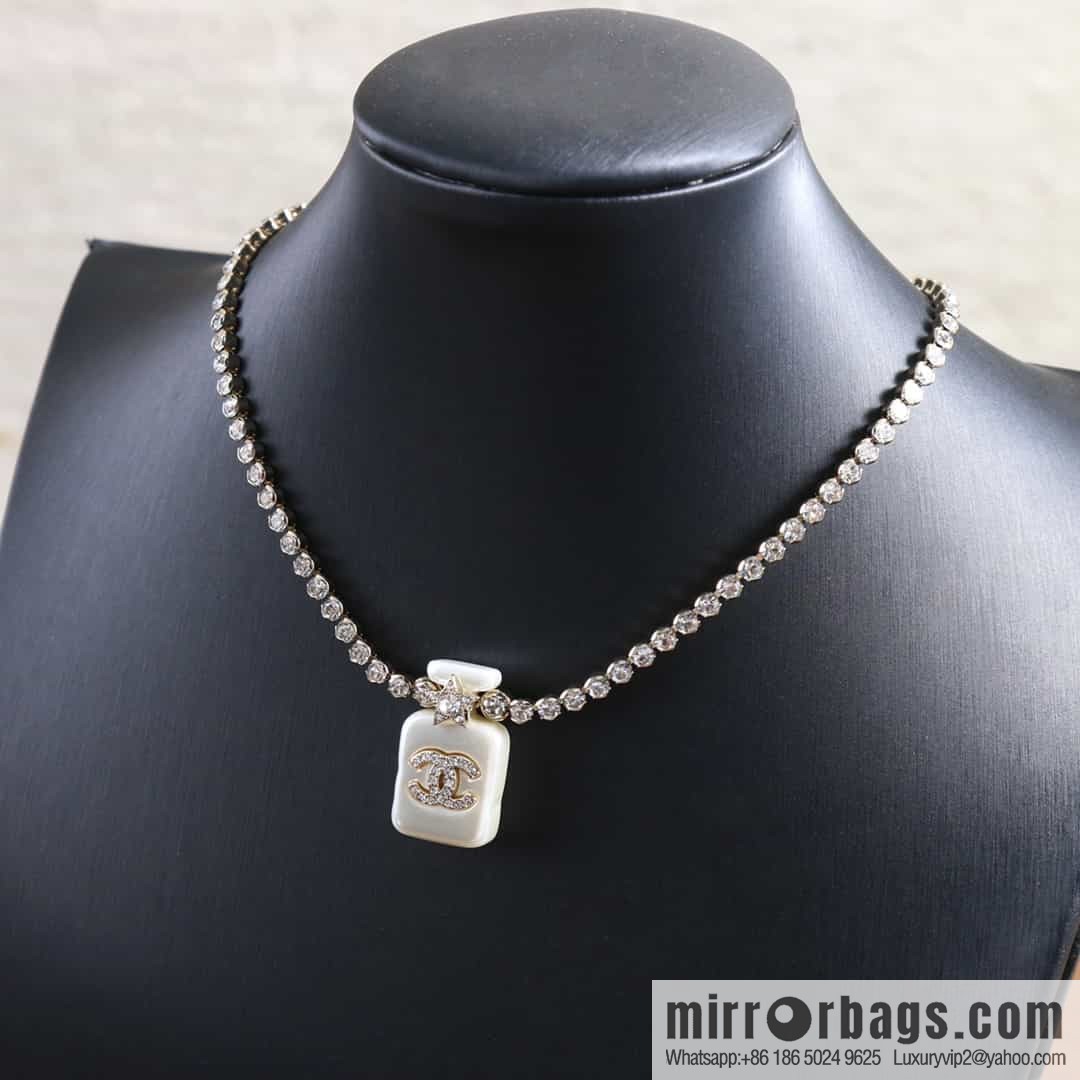 New ☑️ Chanel double c perfume bottle full of diamonds necklace