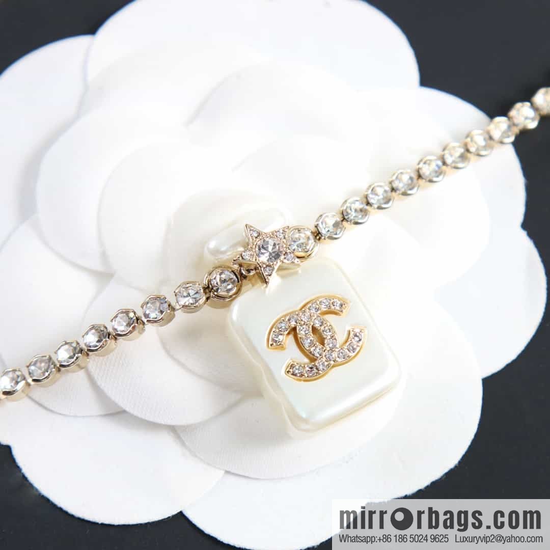 New ☑️ Chanel double c perfume bottle full of diamonds necklace