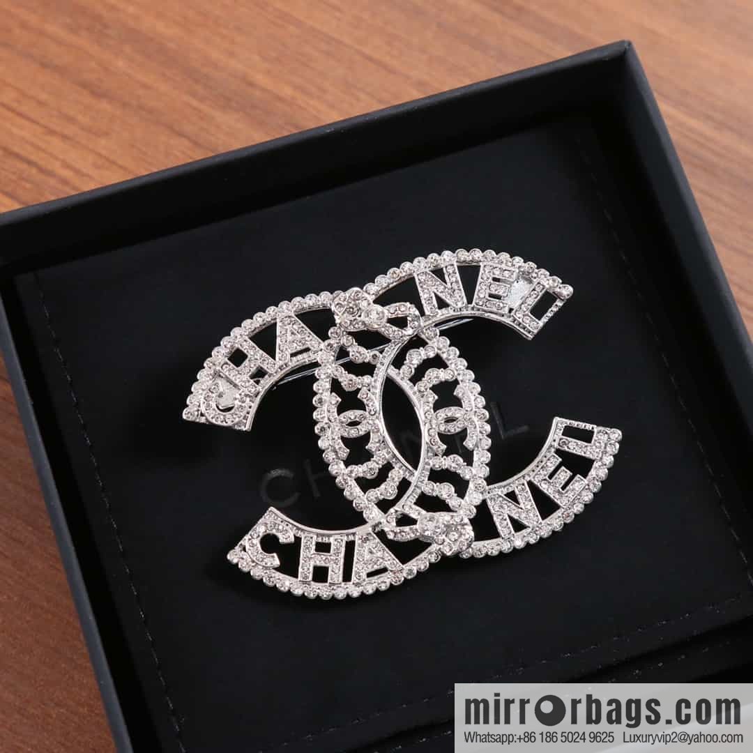 New ☑️ Chanel double c hollow full diamond brooch