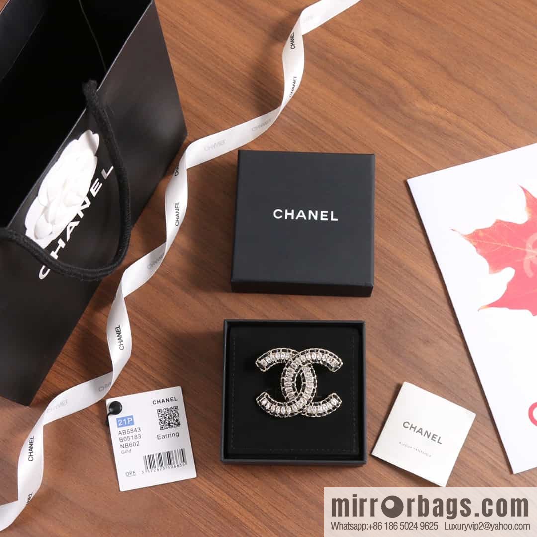 New ☑️ Chanel Double C Horse Eye Diamond Black Leather Rope Brooch