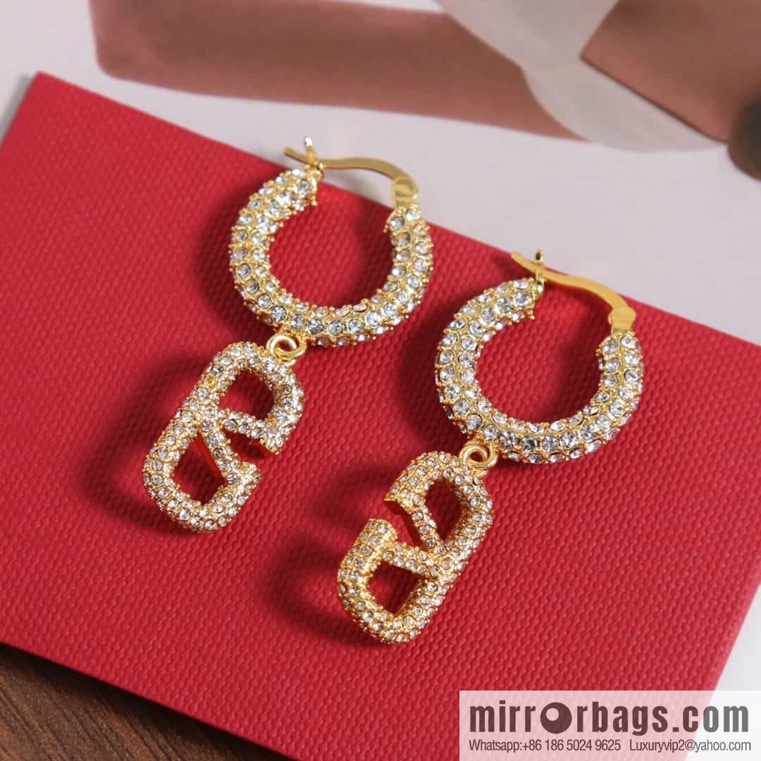 New ☑️ Valentino full diamond earrings