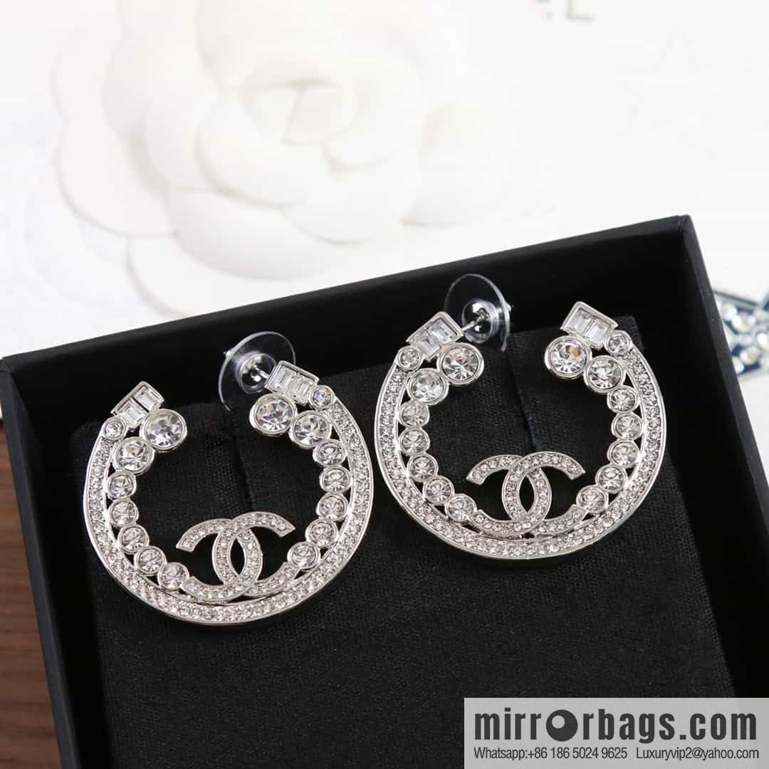 New ☑️ chanel c1 double c semi round full diamond stud earrings
