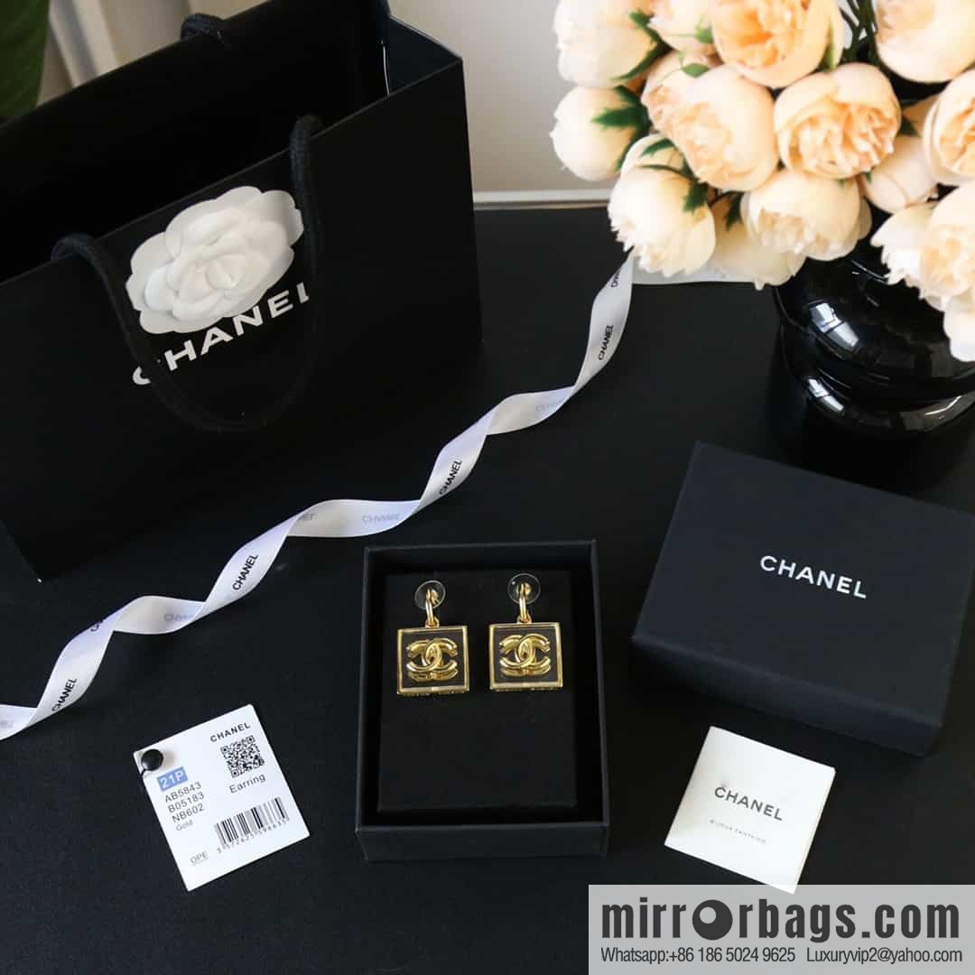 New ☑️ CHANEL CHANEL C2 double c square acrylic stud earrings