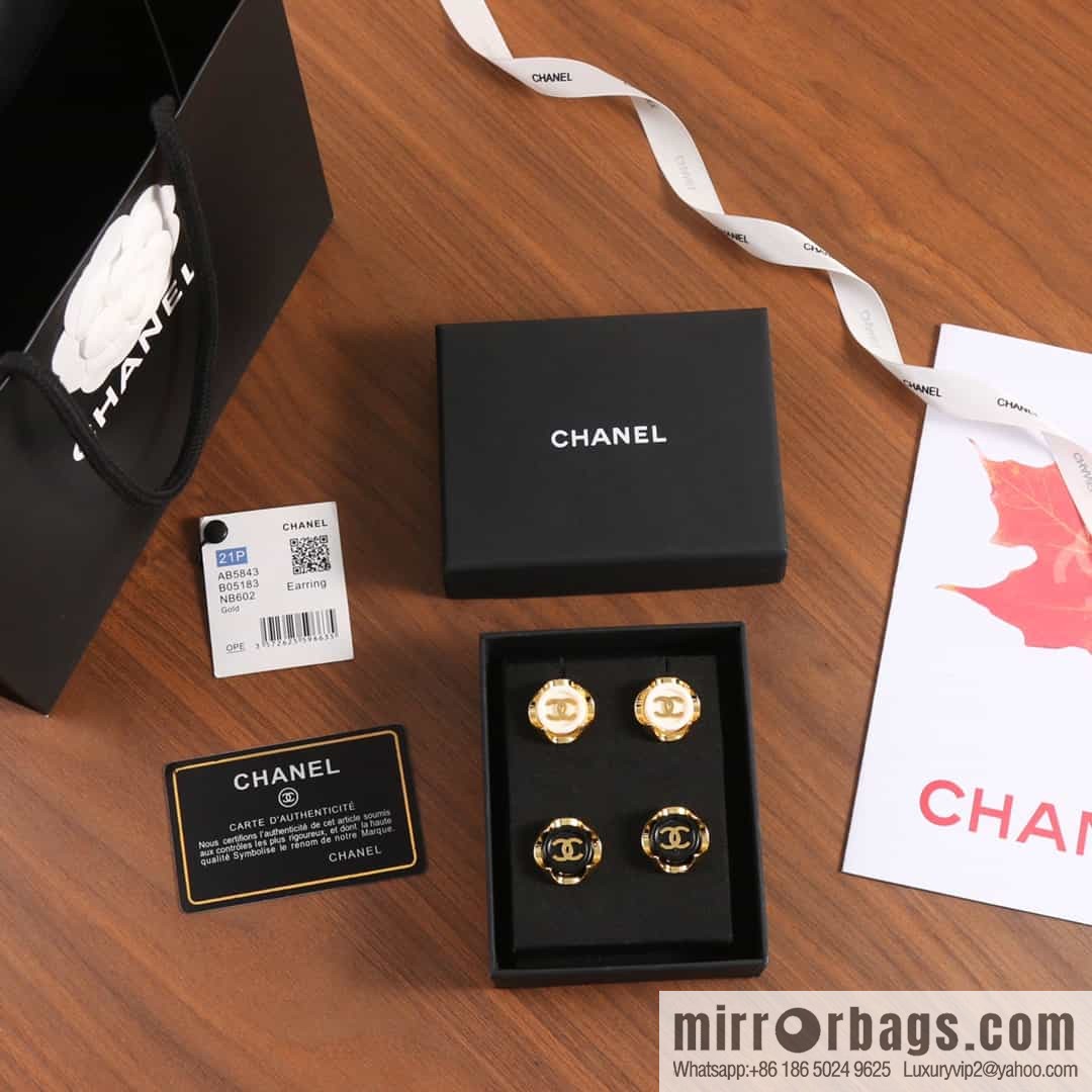 New ☑️ chanel c1 double c round stud earrings