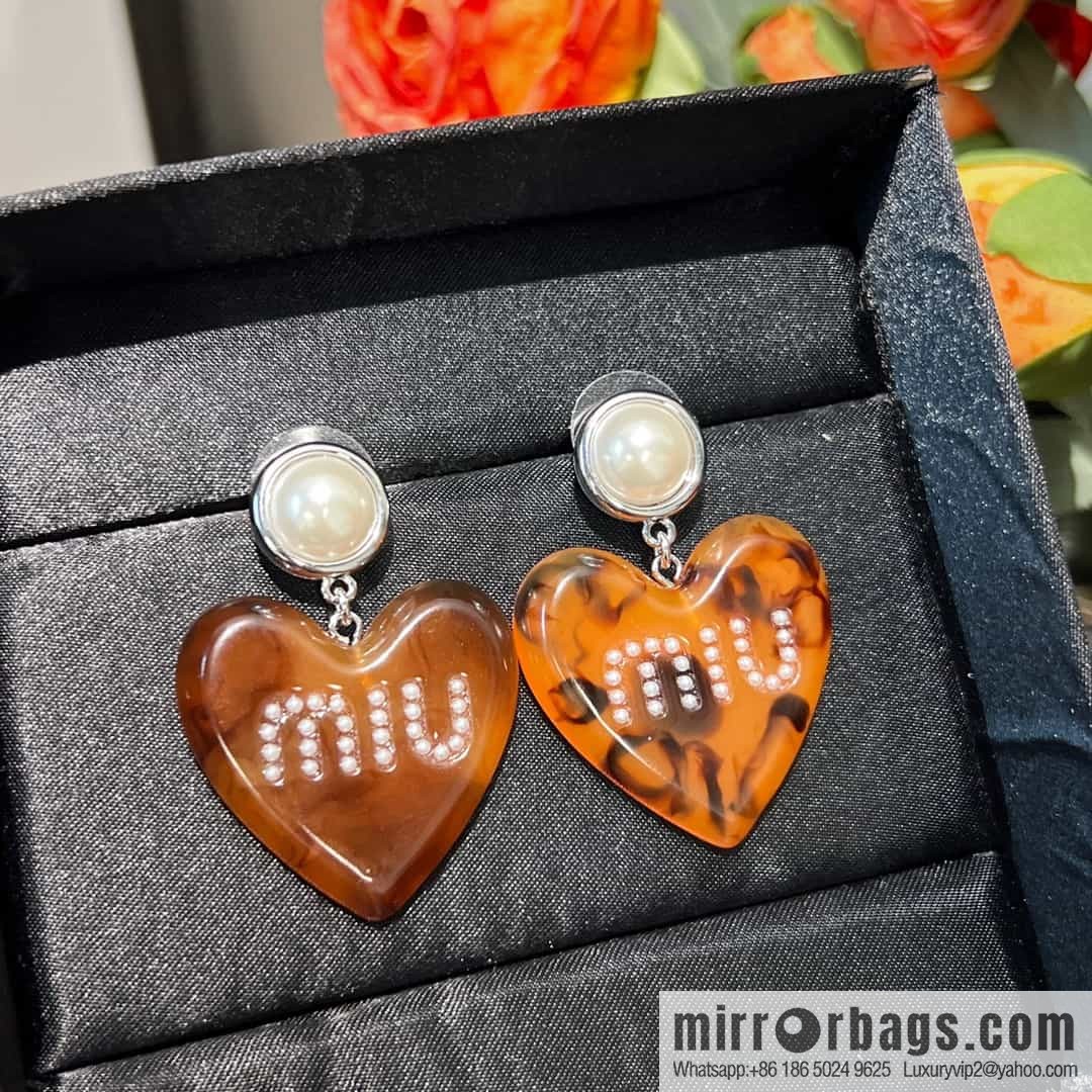 MIU MIU love peach heart ❤ stud earrings