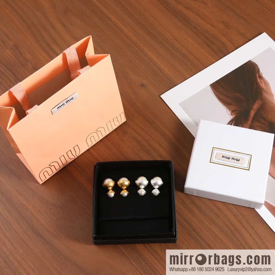 MIU MIU Miu Miu size pearl stud earrings