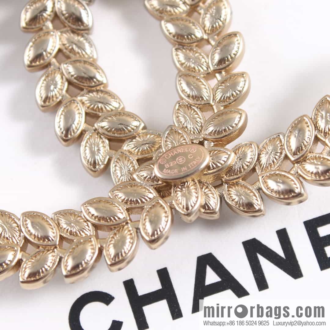 New ☑️ CHANEL Chanel Double C Wheat Horse Eye Diamond Brooch