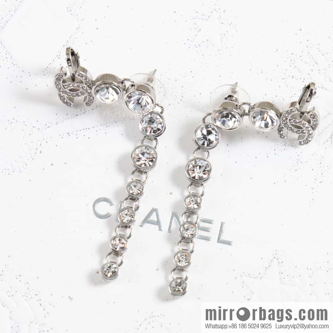 New ☑️ Chanel double c round fringed earclip stud earrings