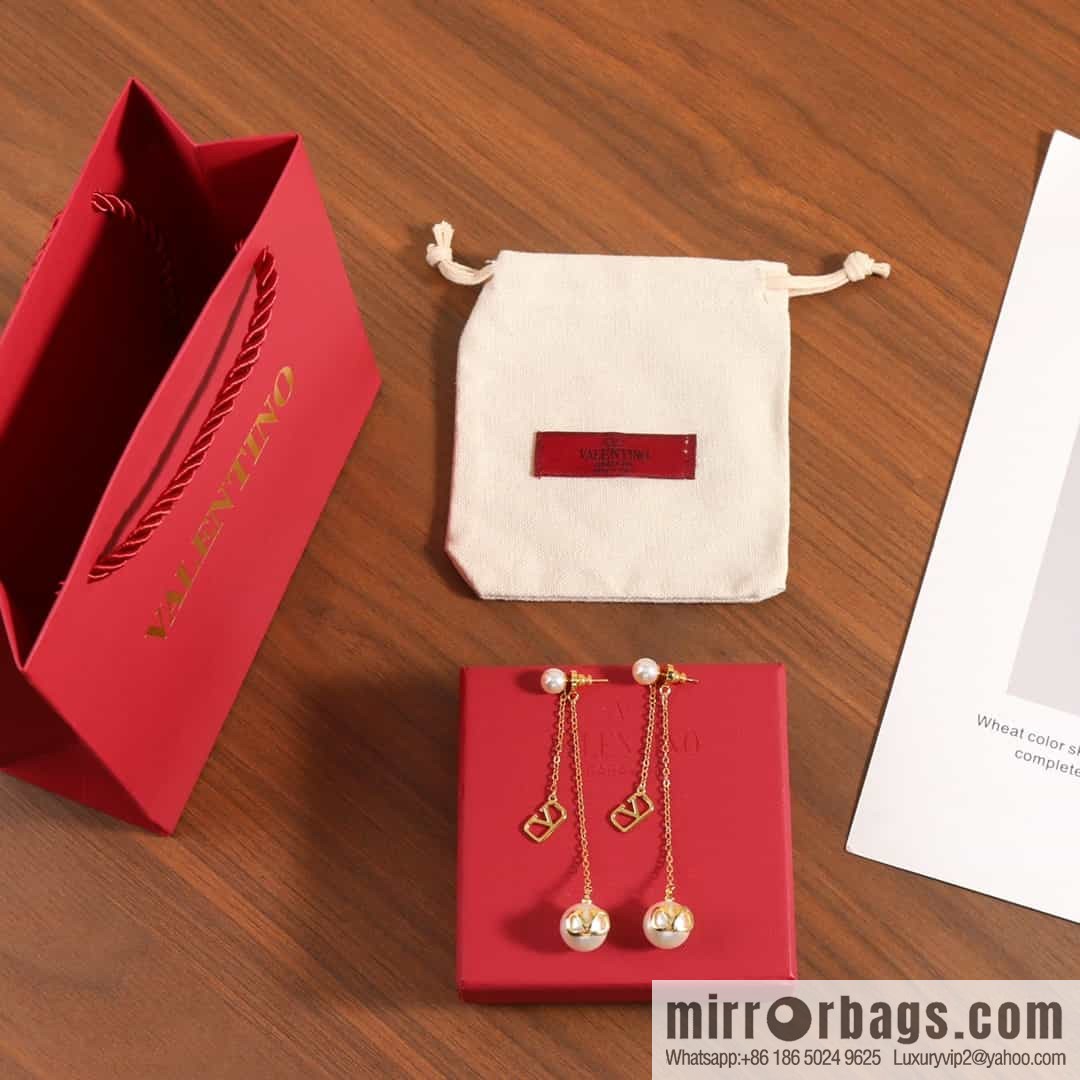 New ☑️ Valentino tassel pearl earrings