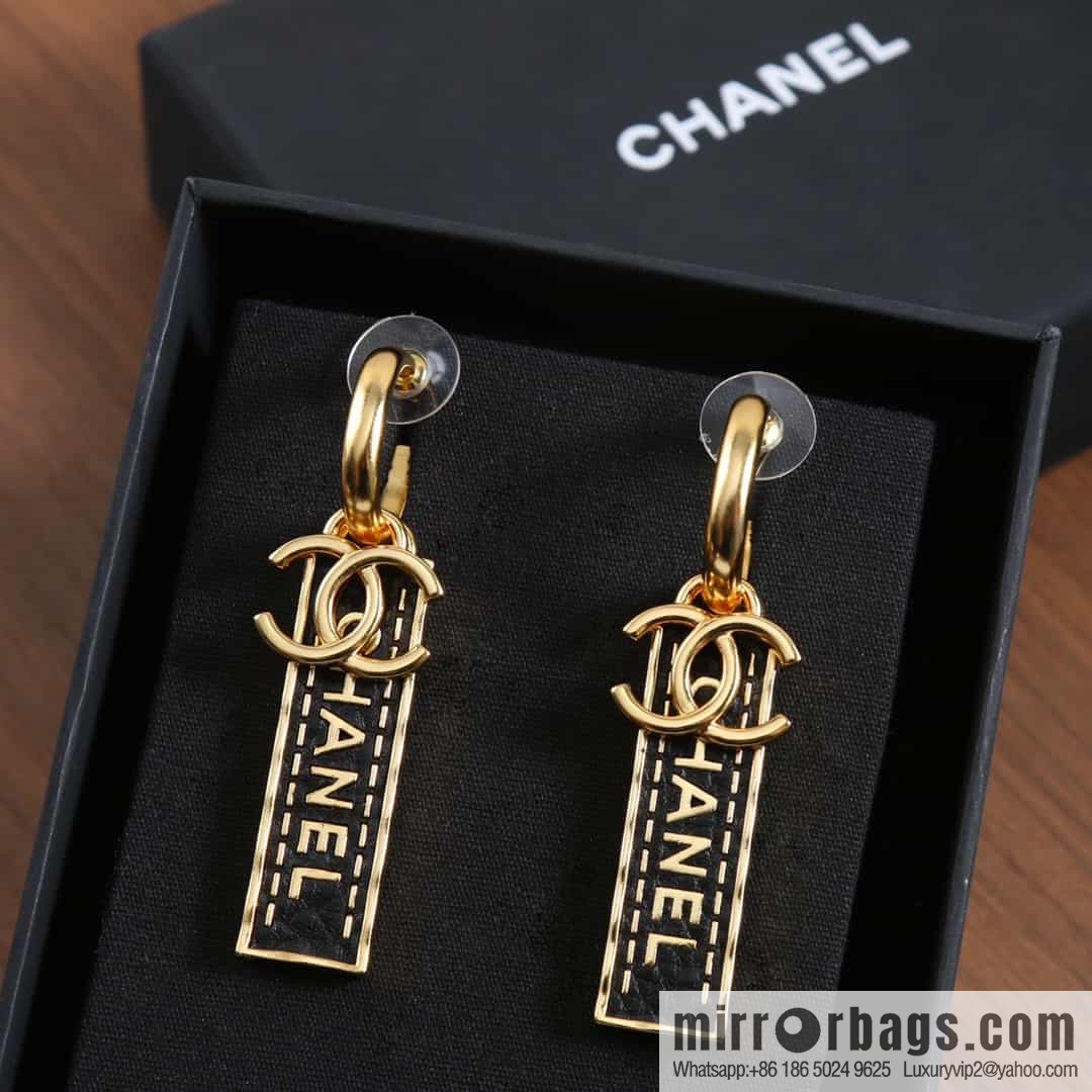 New ☑️ chanel c2 double c black strip leather earrings