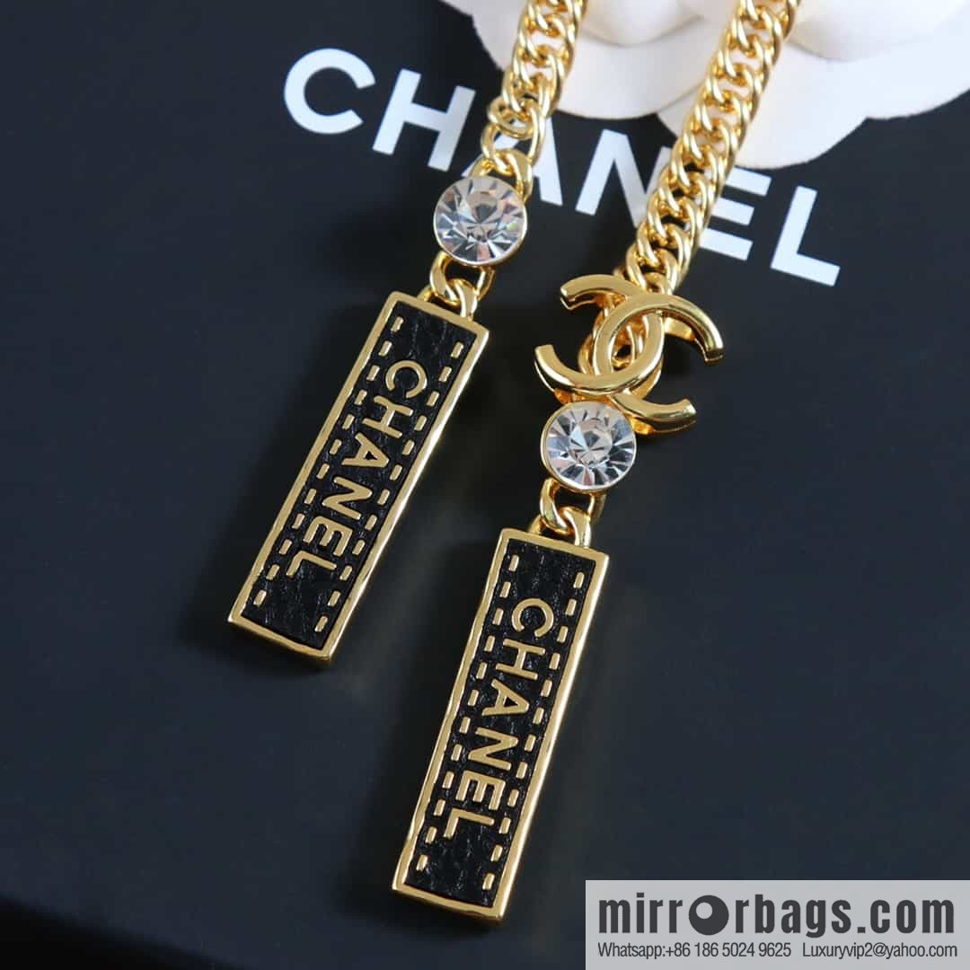 New ☑️ Chanel double c black strip leather necklace sweater chain