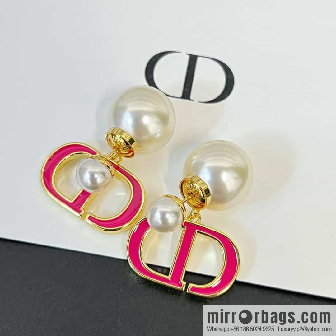New ☑️ DIOR size pearl CD stud earrings