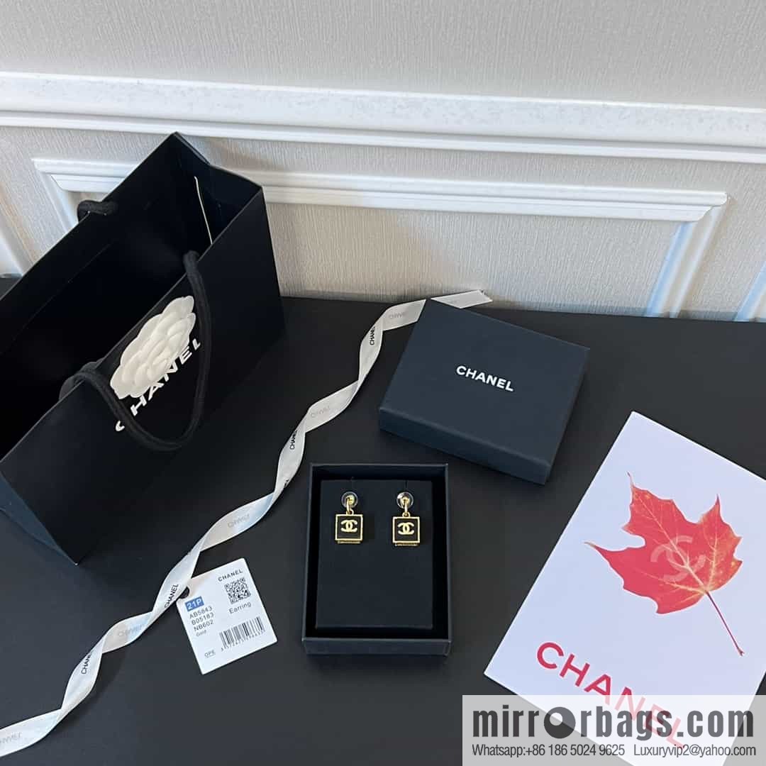New ☑️ chanel c2 double c square black leather earrings