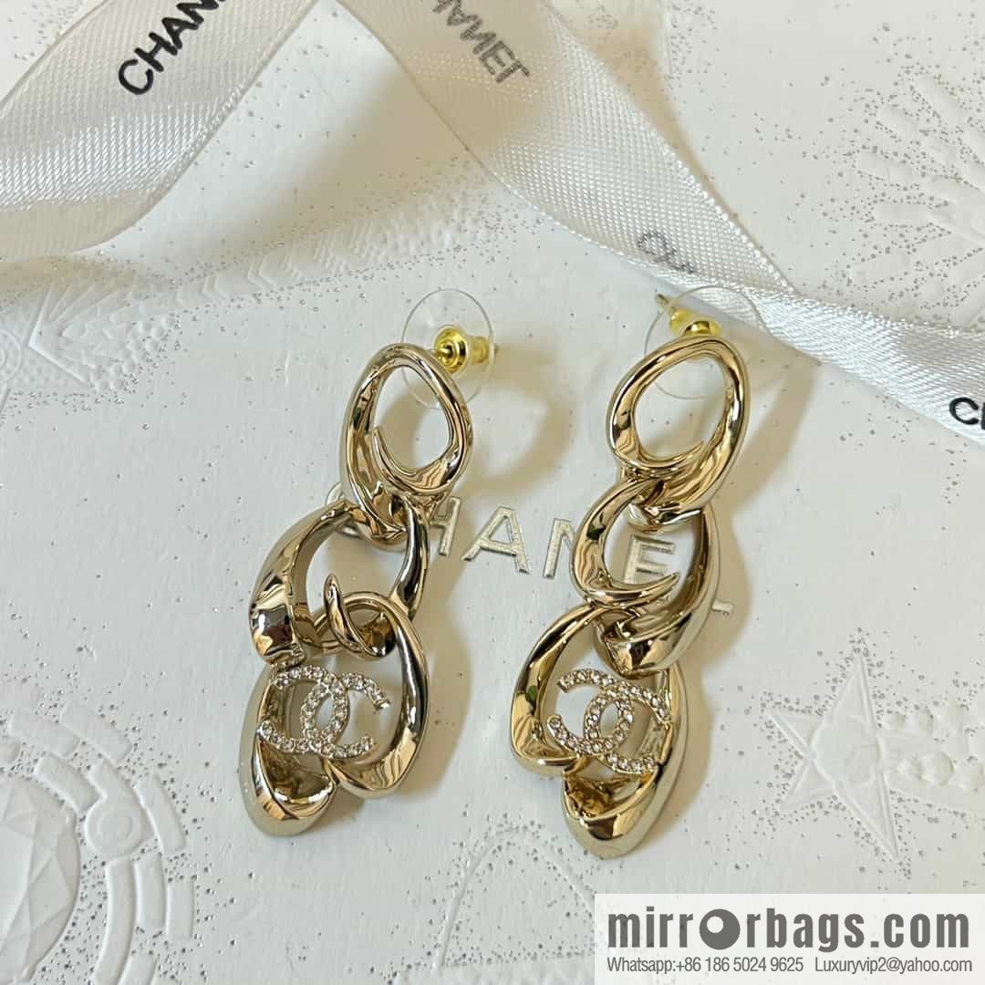 New ☑️ chanel c3 double c hollow oval earrings