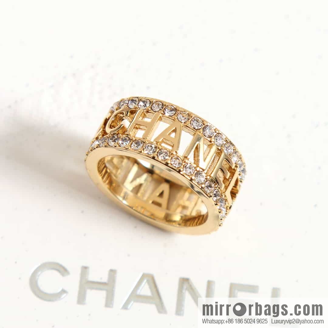 New ☑️ CHANEL Chanel hollowed-out letter full diamond ring