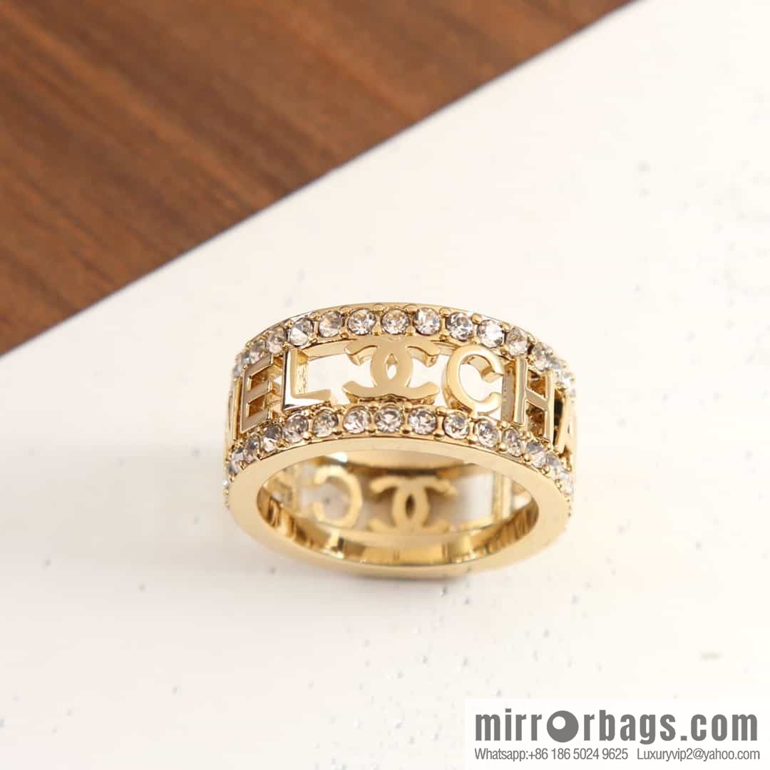 New ☑️ CHANEL Chanel hollowed-out letter full diamond ring