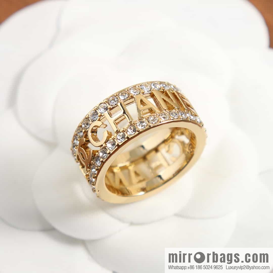 New ☑️ CHANEL Chanel hollowed-out letter full diamond ring