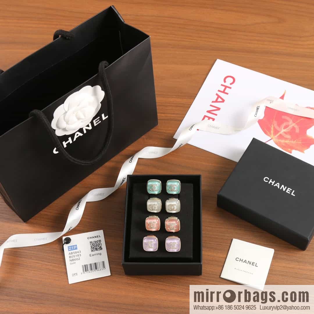 [Single price] New CHANEL Chanel c1 double c square pink blue purple white stud earrings