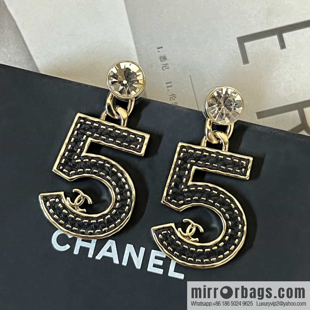New ☑️ CHANEL CHANEL c2 double c black leather 5 word five stud earrings