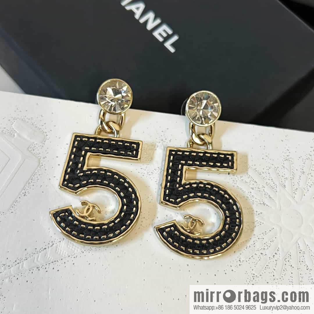 New ☑️ CHANEL CHANEL c2 double c black leather 5 word five stud earrings