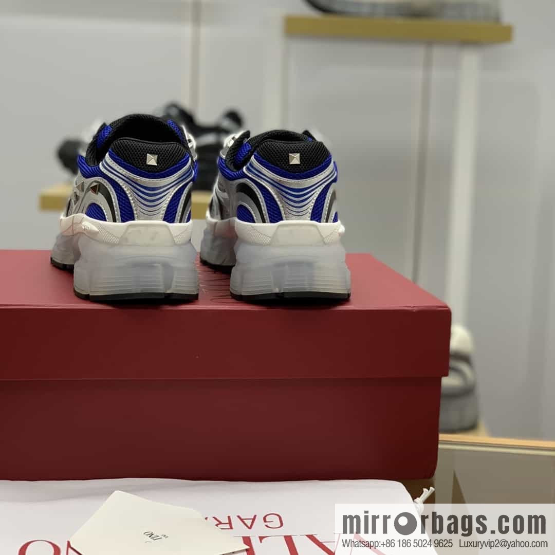 Valentino Valentino men's low-top sneakers with calfskin patchwork fabric