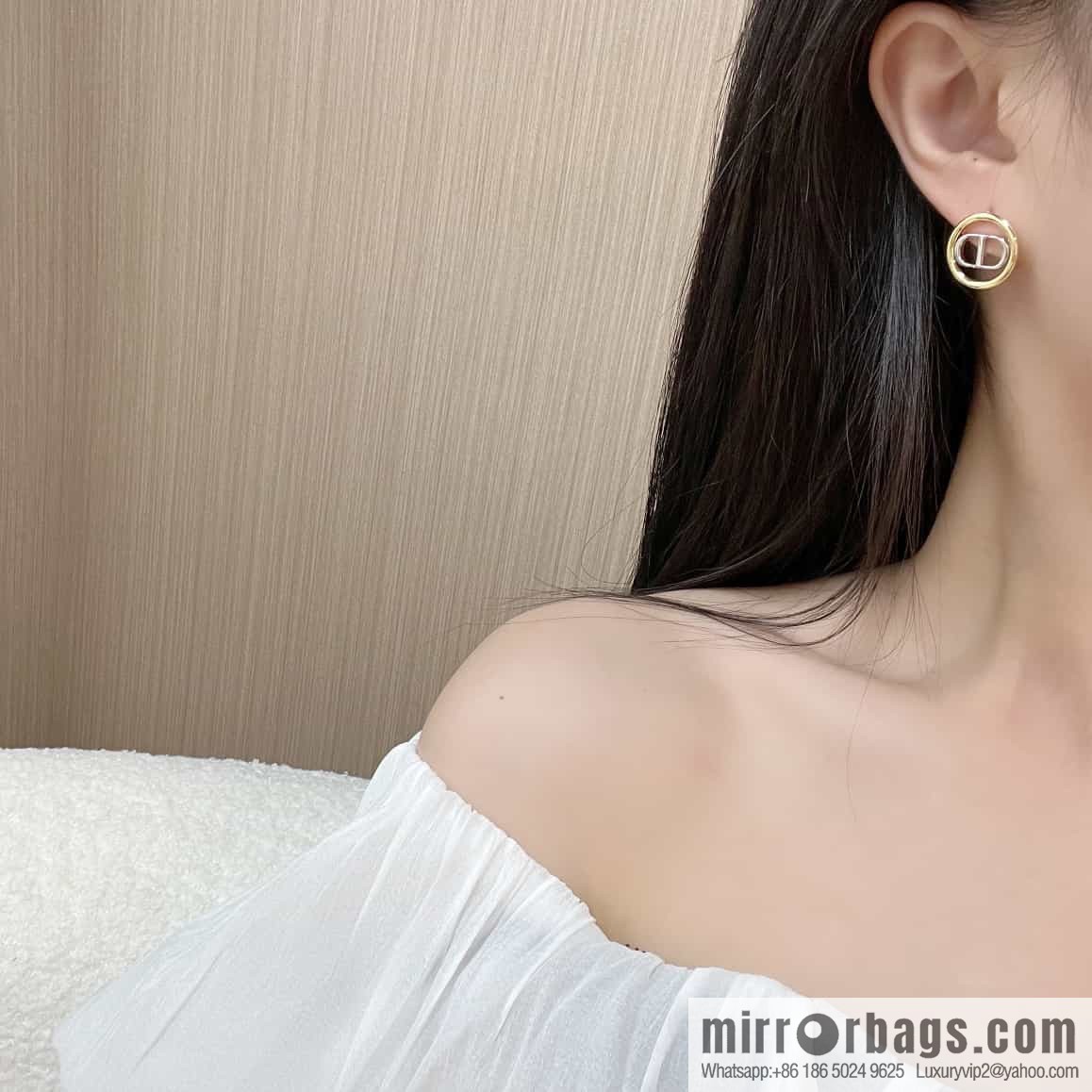 New ☑️ DIOR CD stud earrings