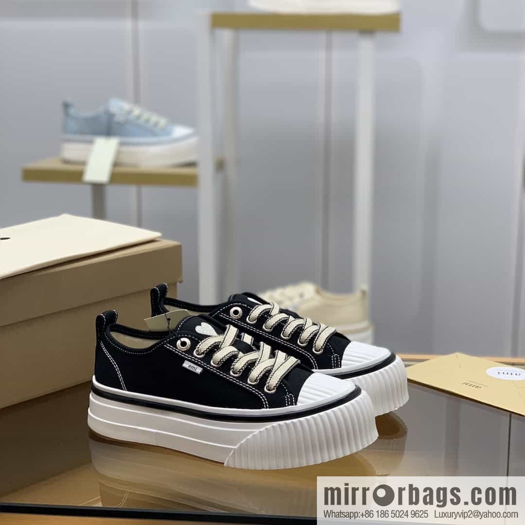 AMI new women's lace-up low-top thick-soled muffin shoes