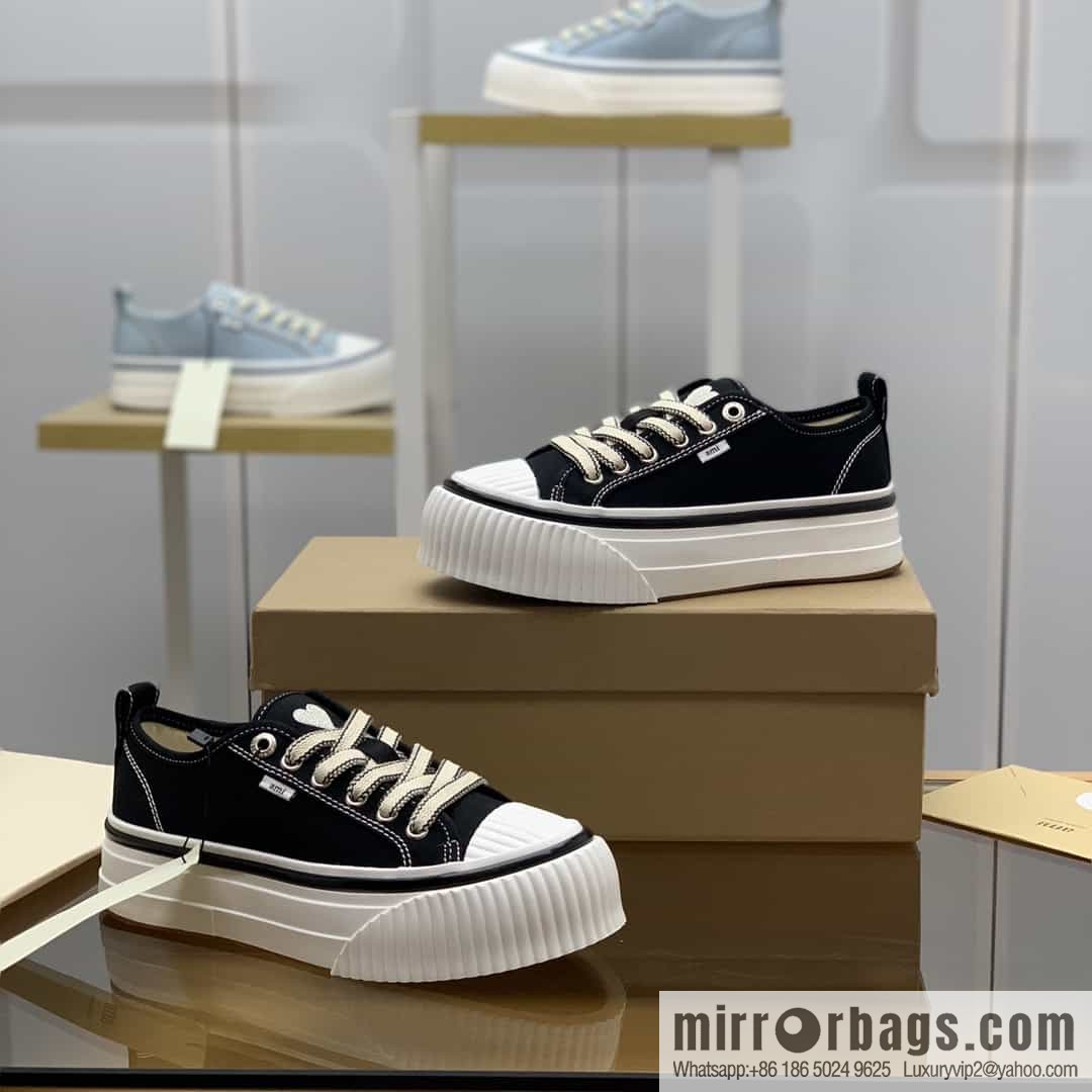 AMI new women's lace-up low-top thick-soled muffin shoes