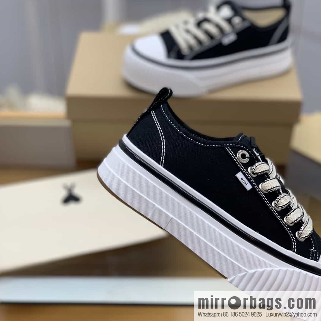AMI new women's lace-up low-top thick-soled muffin shoes