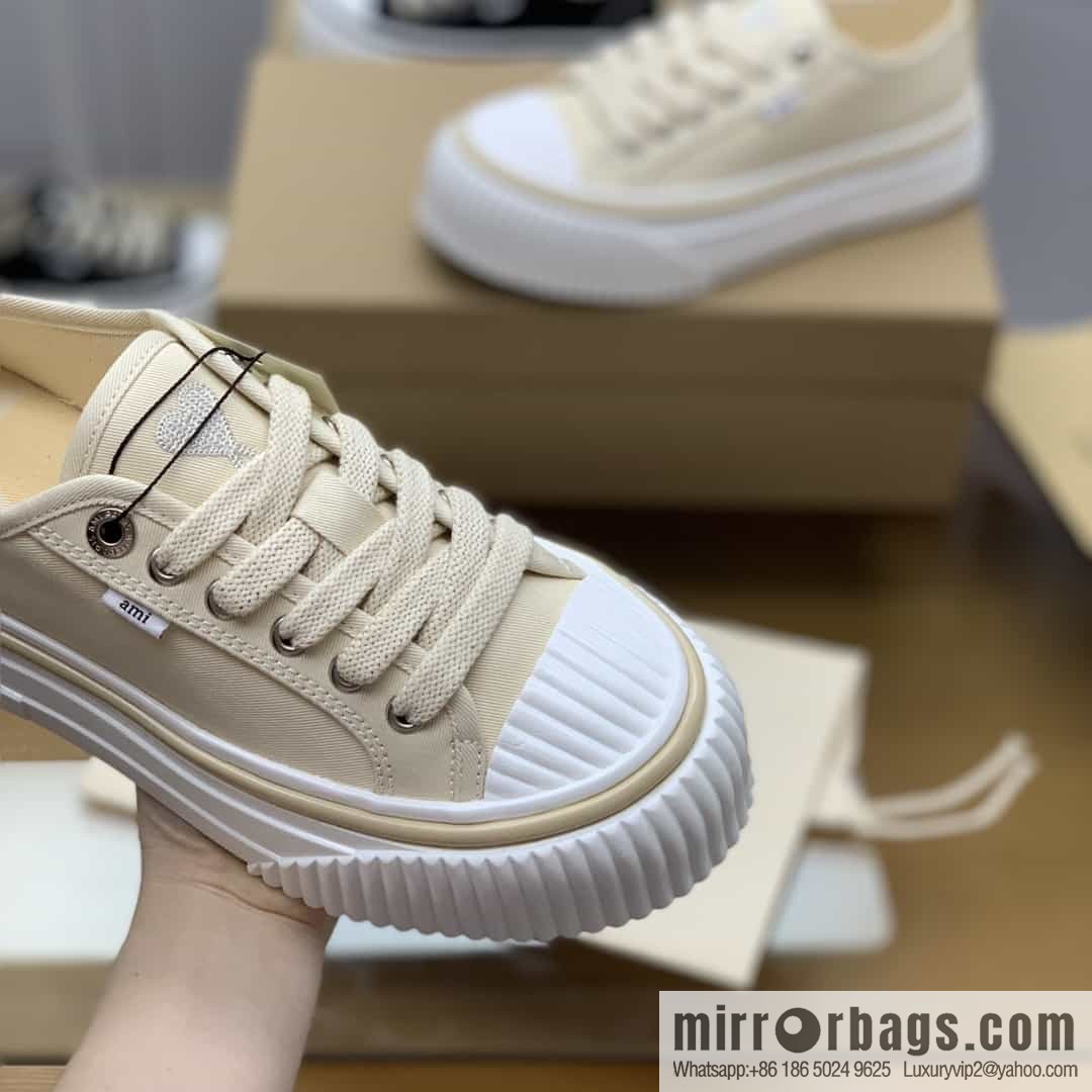AMI new women's lace-up low-top thick-soled muffin shoes