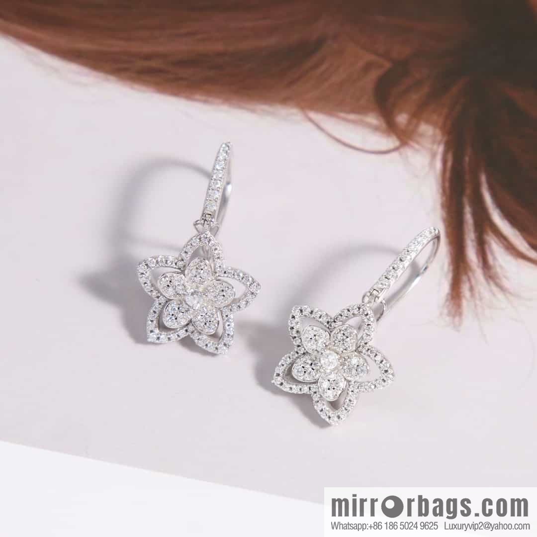 GRAFF Wild Flover Flower Diamond Earrings