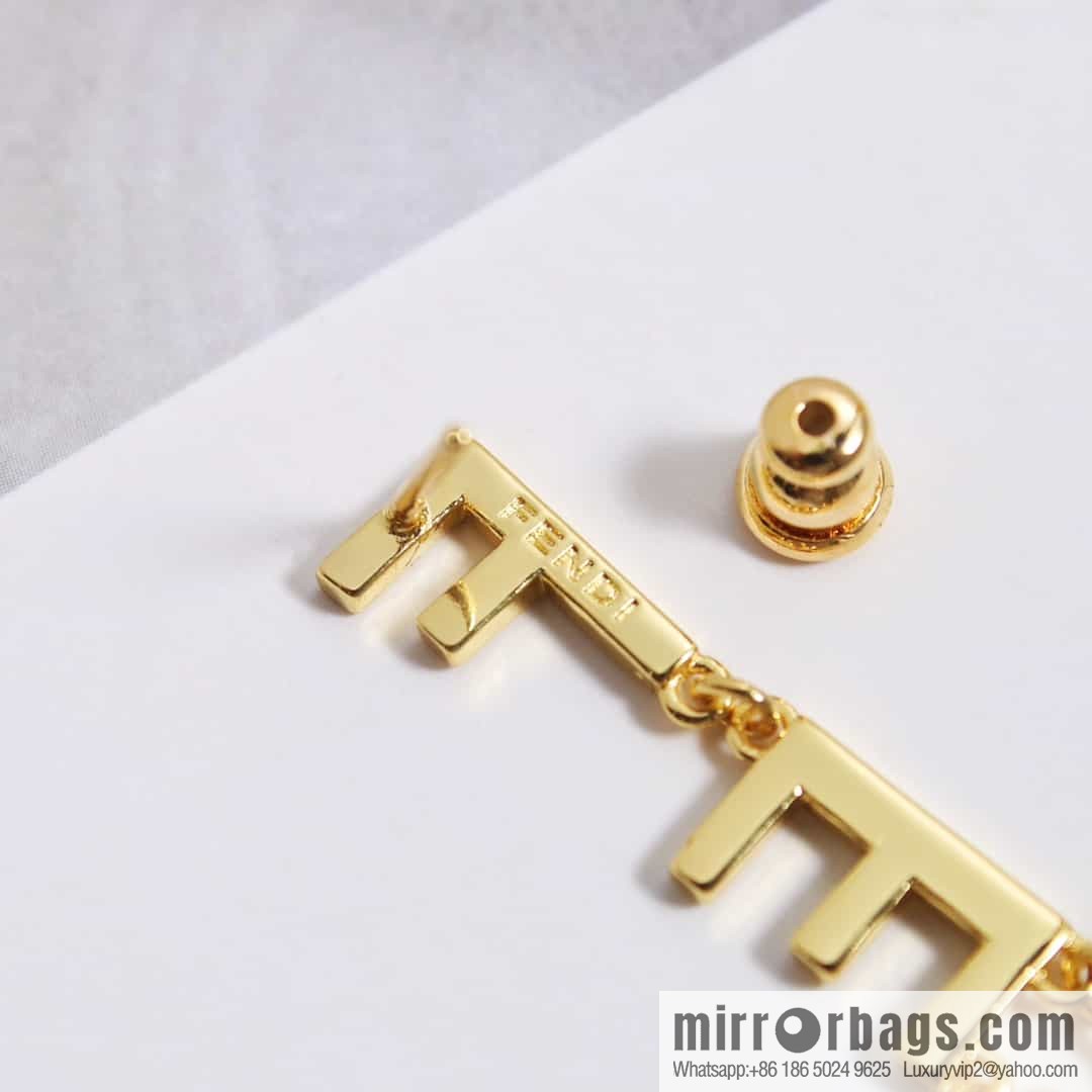New FENDI Fendi fringed alphabet stud earrings