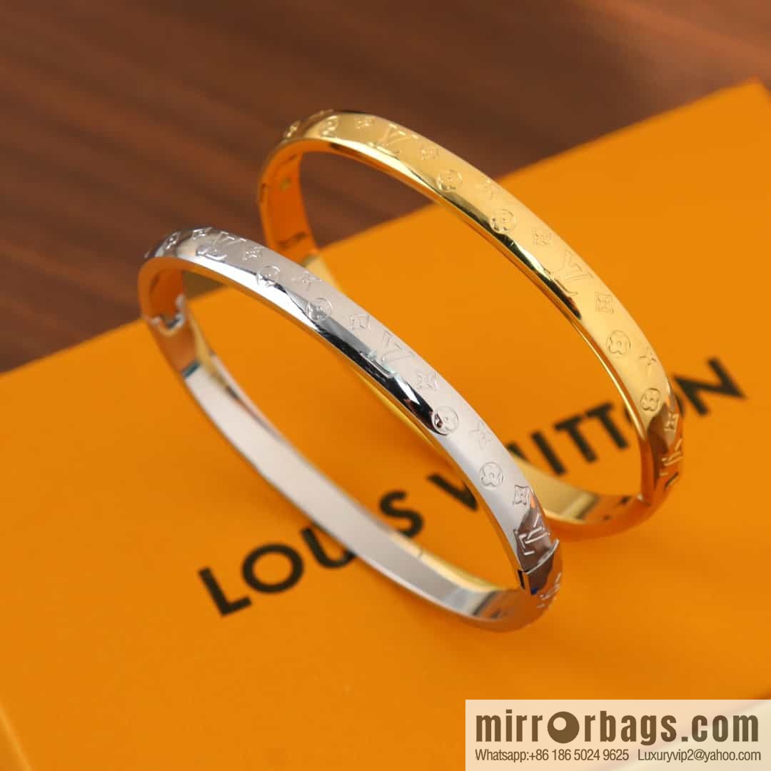 Louis Vuitton Louis Vuitton Medieval Old Flower Glossy Bracelet Bracelet