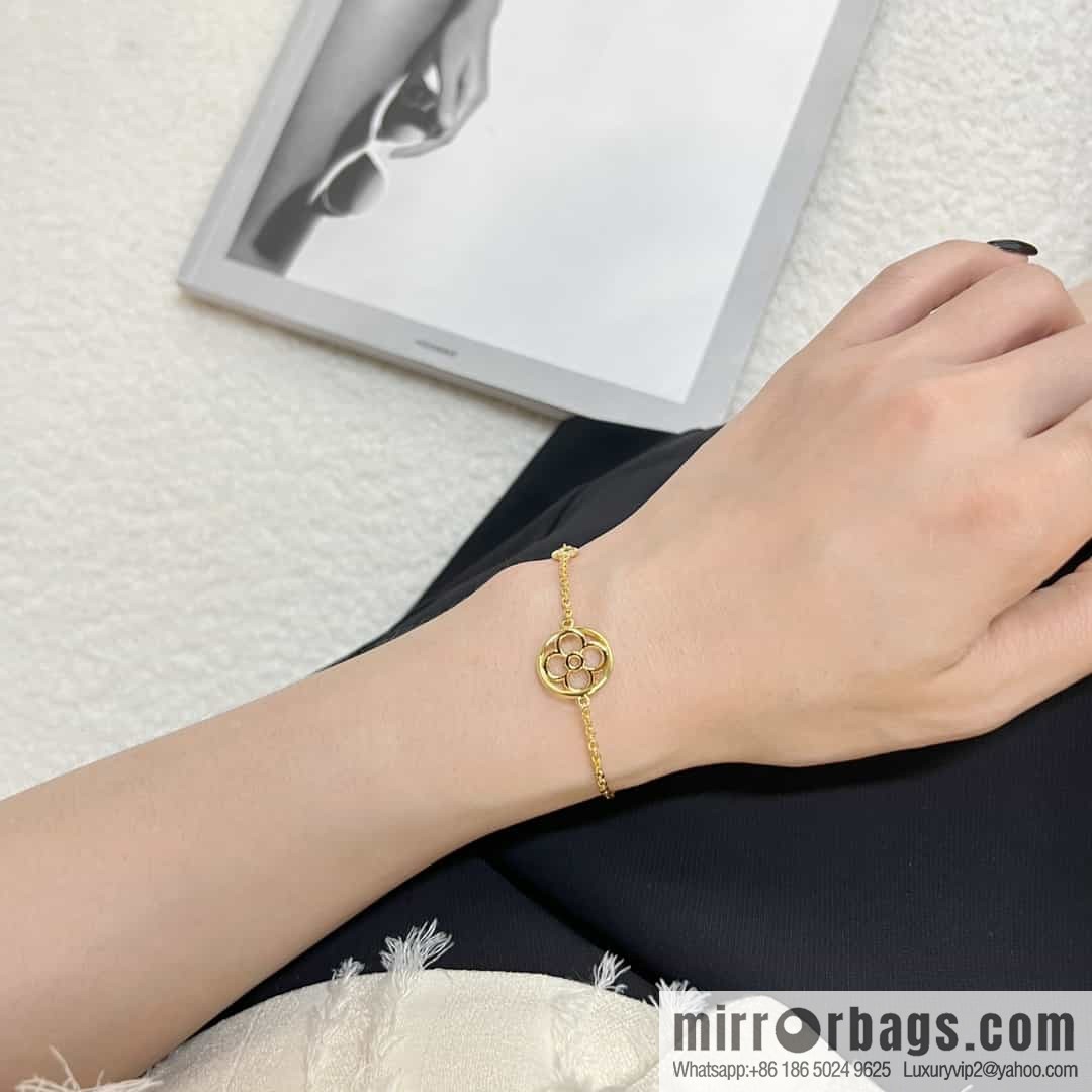 Louis Vuitton Louis Vuitton LV TWIGGY Bracelet