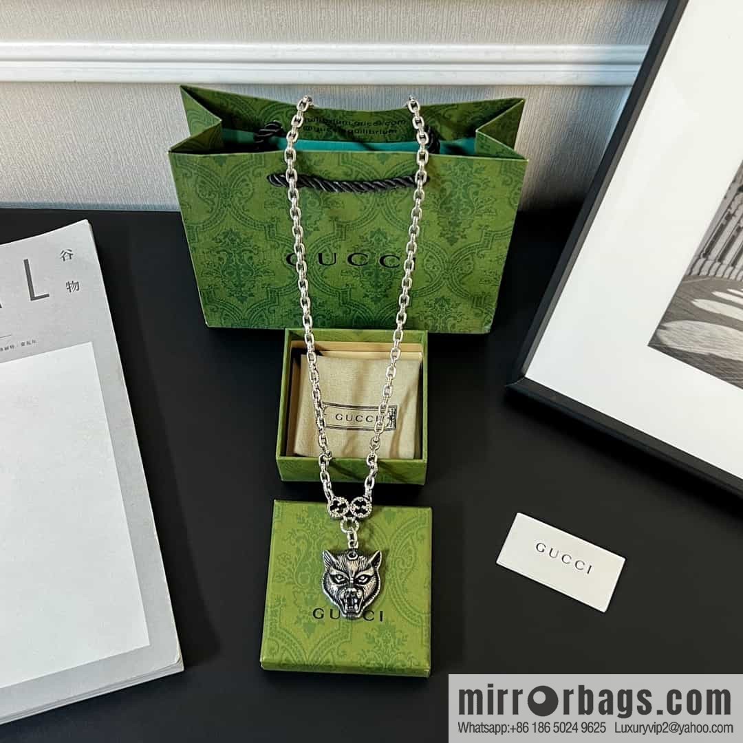 New Gucci gucci tiger head necklace