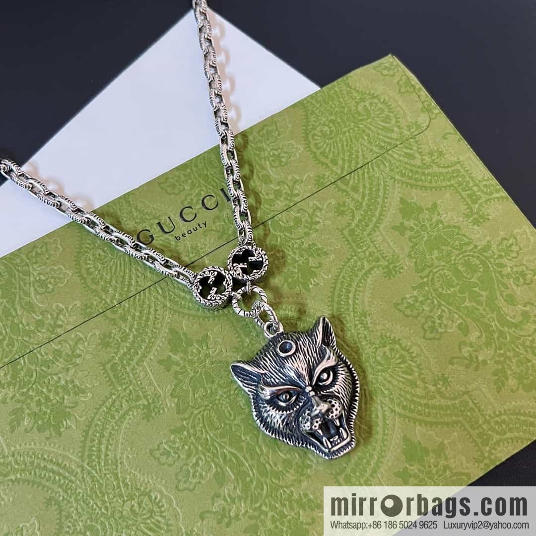 New Gucci gucci tiger head necklace