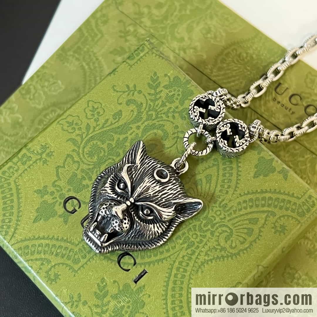 New Gucci gucci tiger head necklace